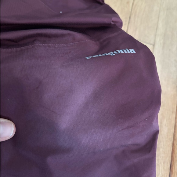 Kids size XS 5/6 Patagonia snow pants - Picture 2 of 7